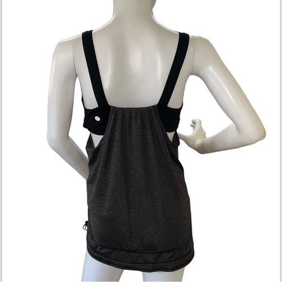 Lululemon Run: Back on Track Tank / Size 8 - Picture 5 of 16
